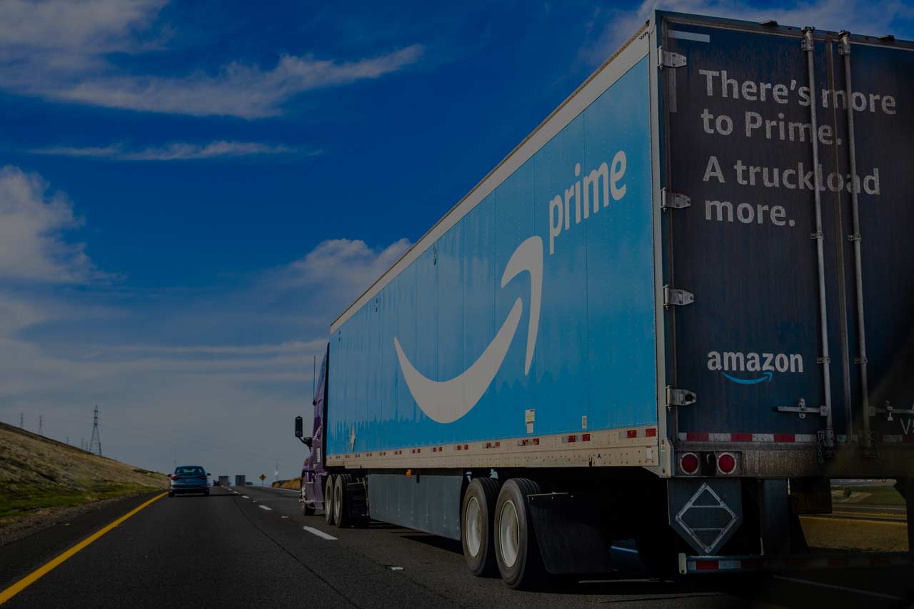 semi truck used by amazon 3pl fulfillment services with a dimmed hue